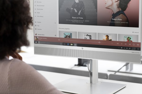 HP EliteOne 800 G6 Intel® Core™ i5 i5-10500 68.6 cm (27") 2560 x 1440 pixels Touchscreen All-in-One PC 8 GB DDR4-SDRAM 256 GB SSD Windows 11 Pro Wi-Fi 6 (802.11ax) Silver