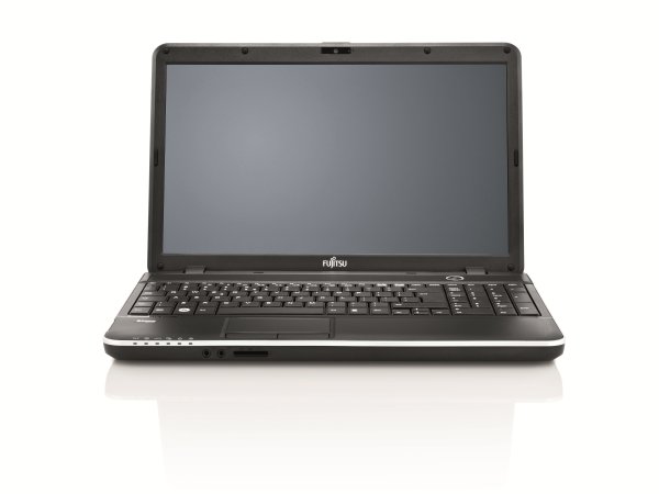 Fujitsu LIFEBOOK A512 Intel® Pentium® 2020M Laptop 39.6 cm (15.6") 8 GB DDR3-SDRAM 750 GB HDD Windows 8.1 Black