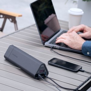 Omnicharge 40C+ Lithium-Ion (Li-Ion) 38400 mAh Black