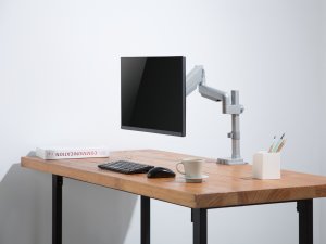Equip 17"-32" Articulating Monitor Desk Mount Bracket