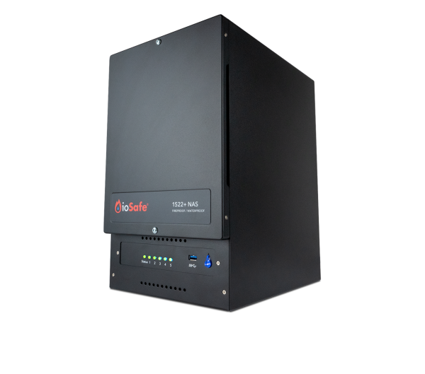 ioSafe 1522+ NAS Desktop Ryzen Embedded R1600 16 GB DDR4 20 TB DiskStation Manager
