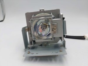 Diamond Lamps Lamp for VIVITEK D-551:D-552:D-555:D-556:D-557W:D-555WH:DH-558:DH-559ST:D-554:D-557:H1060:DX563ST Projector