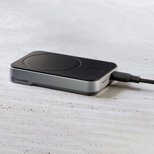 ALOGIC Matrix 5000mAh Wireless Power Bank - Black