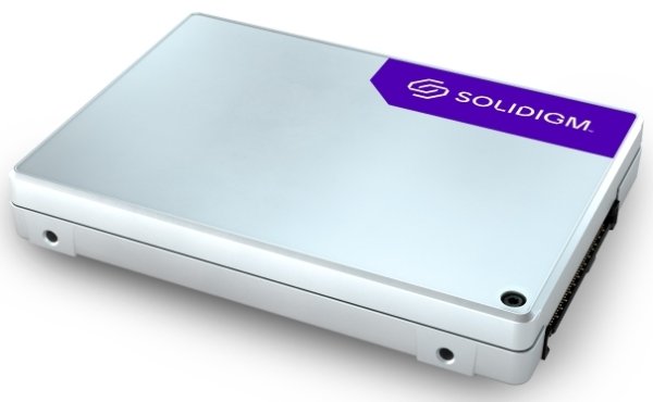 Solidigm D5-P5316 15 TB 2.5" PCI Express 4.0 NVMe QLC 3D NAND