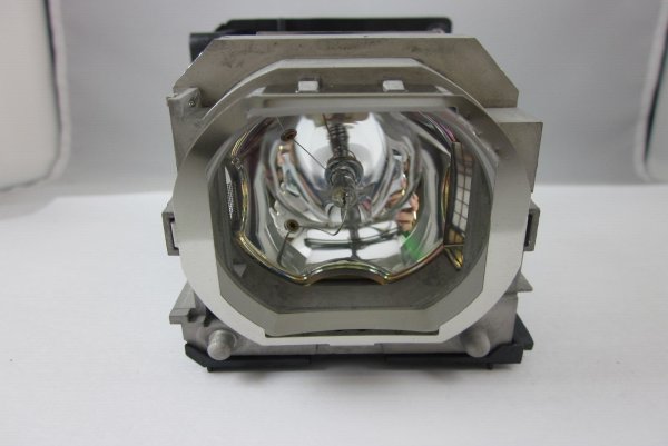 Diamond Lamps Lamp for MITSUBISHI HL2750U:HL650U:MH2850U:WL2650:WL639:XL2550:XL650:XL650LP:XL650U Projector