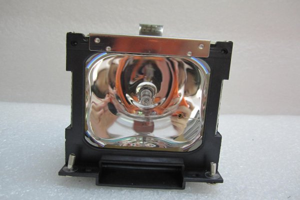 Diamond Lamps Lamp for SANYO PLC-SU35:PLC-SU37:PLC-XU30:PLC-XU31:PLC-XU32:PLC-XU33:PLC-XU35:PLC-SU30:PLC-SU31:PLC-SU32:PLC-SU33:PLC-SU38:PLC-XU37:PLC-XU38 Projector