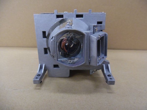 Diamond Lamps Lamp for RICOH PJ X5580:PJ WU5570 Projector