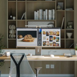 ALOGIC Illuminate USB-C Light Bar with 4K Autofocus Webcam