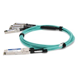 AddOn Networks AOC-QSFP-4SFP-10G-4-5M-AO InfiniBand/fibre optic cable 4.5 m QSFP+ 4xSFP+ Aqua colour, Silver