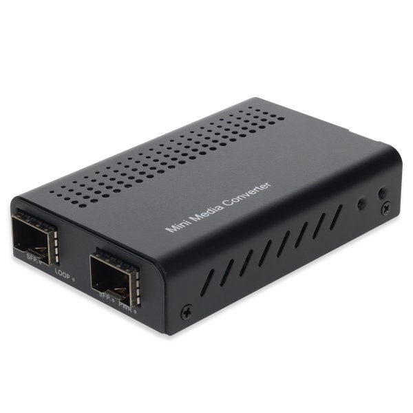 AddOn Networks Open SFP+ to Open SFP+ Mini Media Converter