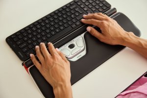 Contour Design Wrist rest, RollerMouse Red Plus