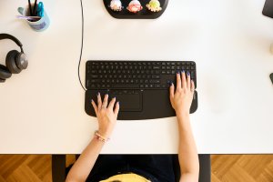 Contour Design Contour Touch Ergonomic Touchpad Wired