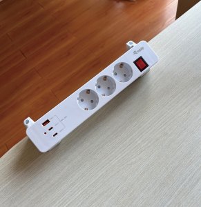 Equip 3-Outlet Clamp Power Strip with 3 x USB (2C + 1A)