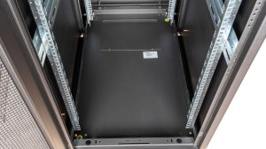 Equip Basic Flex 19' Cabinet, 26U, 600X1000MM, Perforated Front Door, RAL9005 Black