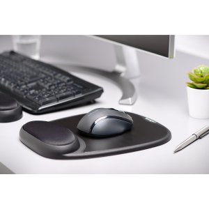 Kensington Comfort Gel Mouse Pad — Black