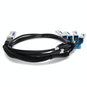 AddOn Networks CAB-Q-4S-100G-1-5M-AO InfiniBand/fibre optic cable 1.5 m QSFP28 4x SFP28 Black