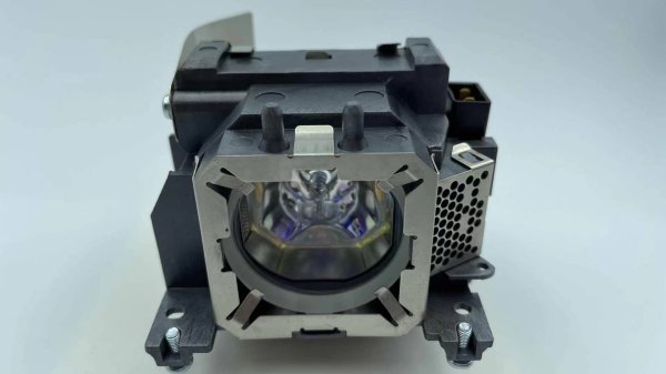 Diamond Lamps Lamp for PANASONIC PT-VW345NZ:PT-VW340Z:PT-VX415NZ:PT-VX410Z:PT-VX42Z:PT-VW355N:PT-VW350:PT-VX425N:PT-VX420:PT-VX430:PT-VW360 Projector