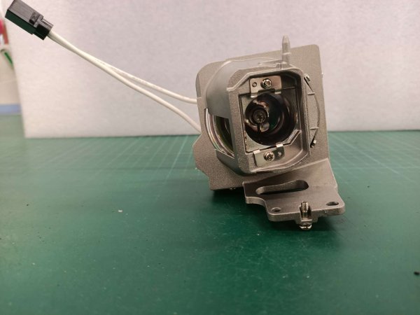 Diamond Lamps Lamp for ACER H7850:V7850:M550:V6815:V6820M:V6820i Projector