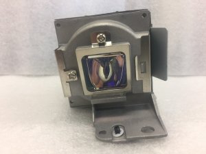 Diamond Lamps Lamp for MITSUBISHI EW330U:EW331U-ST:EX320-ST:EX320U:EX321U-ST Projector
